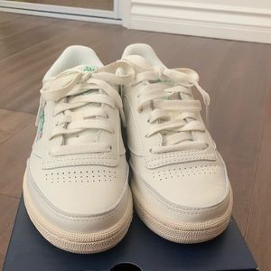 NWT Womens Reebok Club C 85